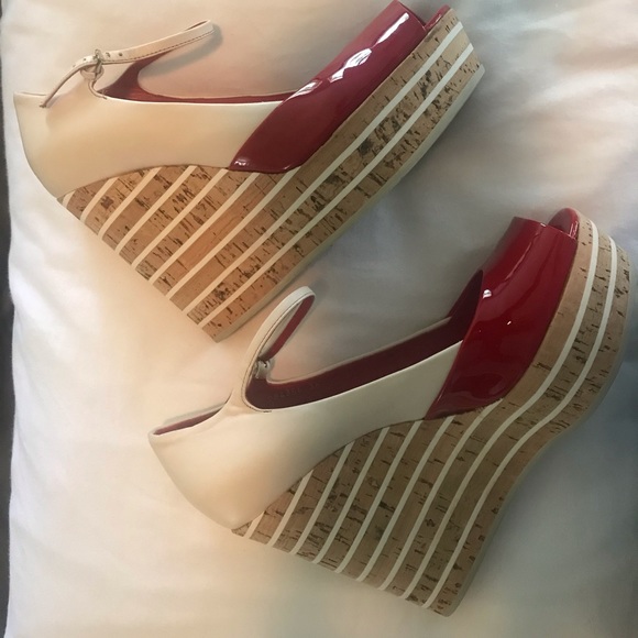 Gucci Wedges - Picture 2 of 8